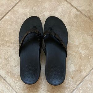 Women’s Black Vionic Wedge Flip Flops